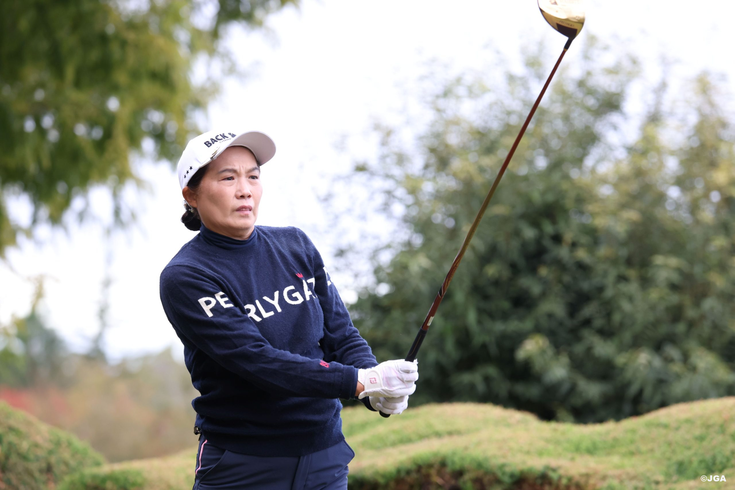 日本女子グランドシニアゴルフ選手権第1ラウンドが終了。黒木蘭が＋３で単独首位に立つ | JGA 日本ゴルフ協会